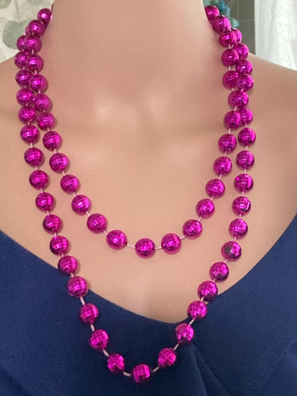 🟢 Hot Pink Mardi Gras Beaded Disco Ball Necklace - Women Jewelry